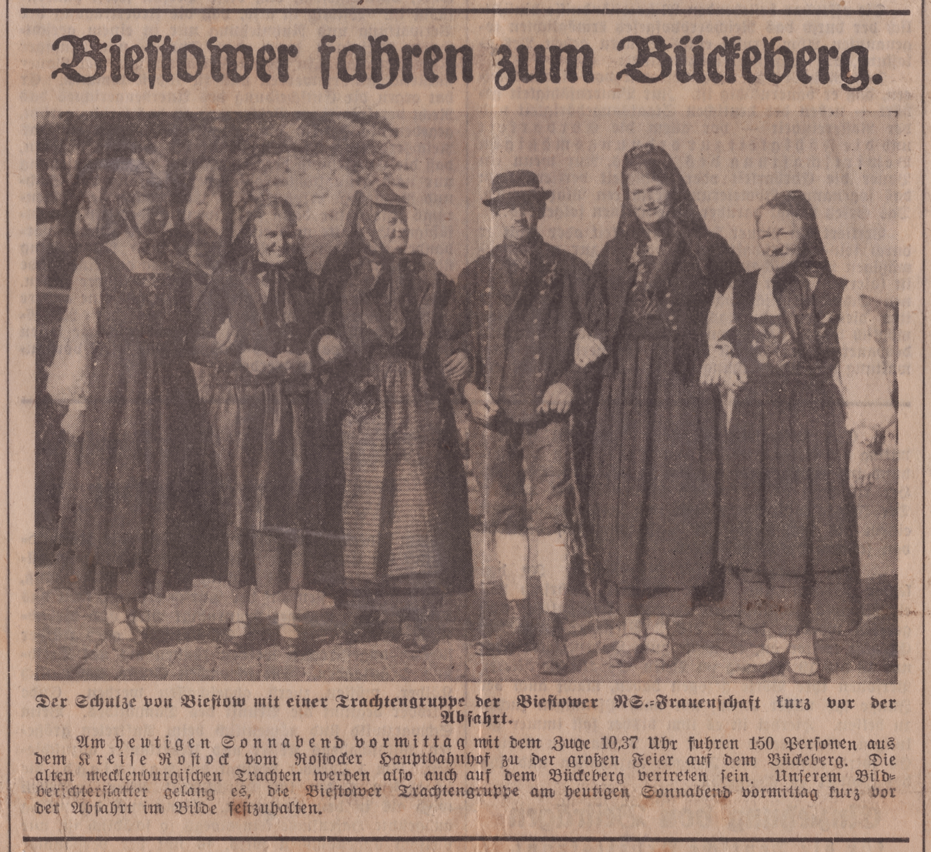 Auszug aus dem Rostocker Anzeiger von 1934 mit Foto von Landfrauen nebst Schulze